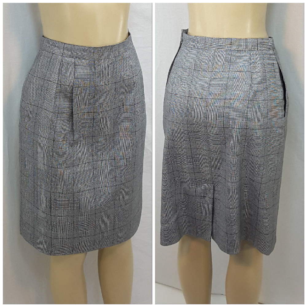 NEW YORK & CO, POCKETS Checkered Skirt, size 11 - Picture 1 of 8